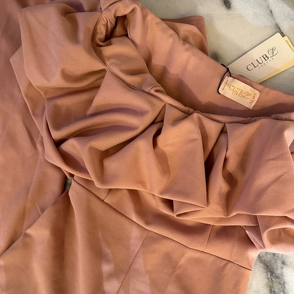 CLUB L LONDON PINK JUMPSUIT - Picture 3 of 3